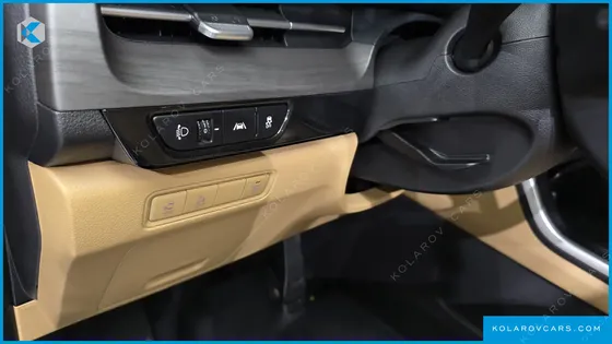 KIA CARNIVAL DIESEL 9-SEATER PRESTIGE