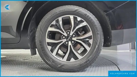 KIA CARNIVAL DIESEL 9-SEATER PRESTIGE