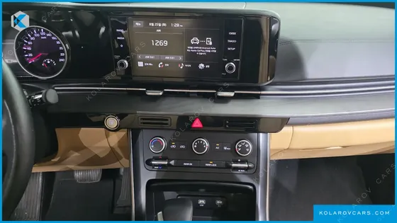 KIA CARNIVAL DIESEL 9-SEATER PRESTIGE