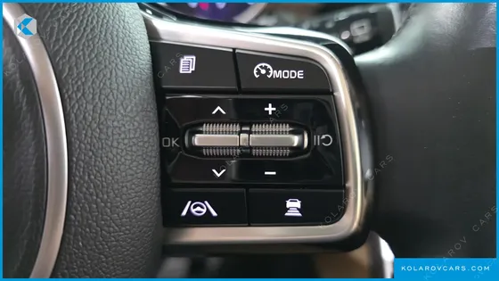KIA CARNIVAL DIESEL 9-SEATER PRESTIGE