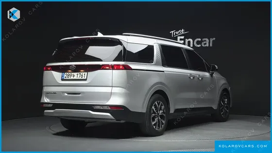 KIA CARNIVAL GASOLINE 9-SEATER PRESTIGE