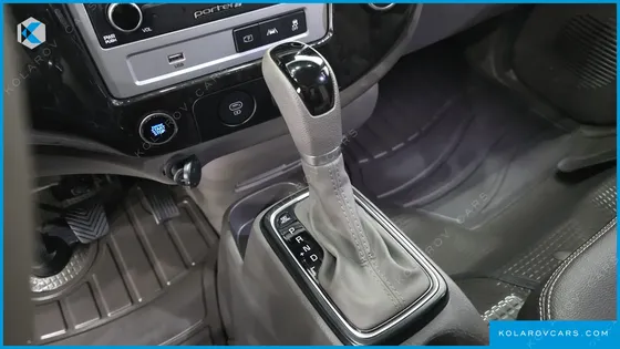 HYUNDAI PORTER II SUPER CABIN LPG