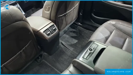 HYUNDAI GRANDEUR 3.0 LPI EXCLUSIVE (RENTAL CAR)
