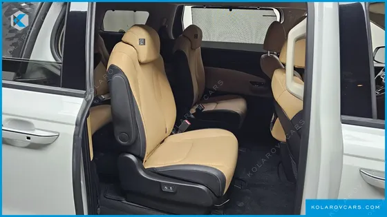 KIA CARNIVAL DIESEL 9-SEATER NOBLESSE