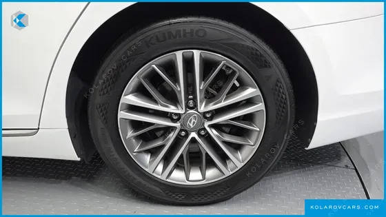 HYUNDAI GRANDEUR 2.4 PREMIUM