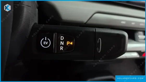 KIA EV4 STANDARD 2WD