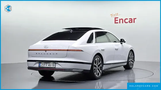 HYUNDAI GRANDEUR 2,5 GASOLINE 2WD