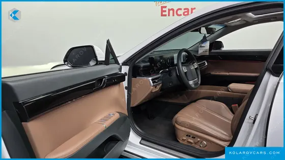 HYUNDAI GRANDEUR 2,5 GASOLINE 2WD