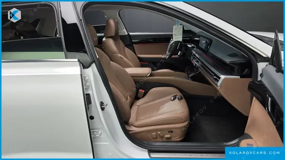 HYUNDAI GRANDEUR 2,5 GASOLINE 2WD