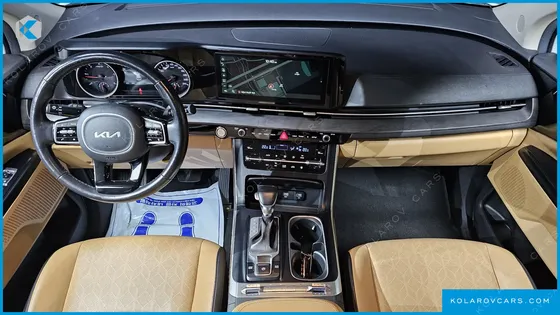 KIA CARNIVAL DIESEL 9-SEATER PRESTIGE