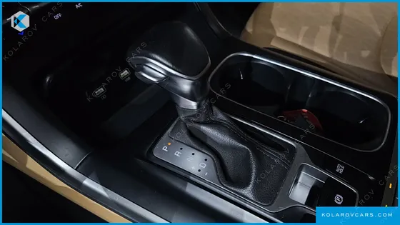 KIA CARNIVAL DIESEL 9-SEATER PRESTIGE