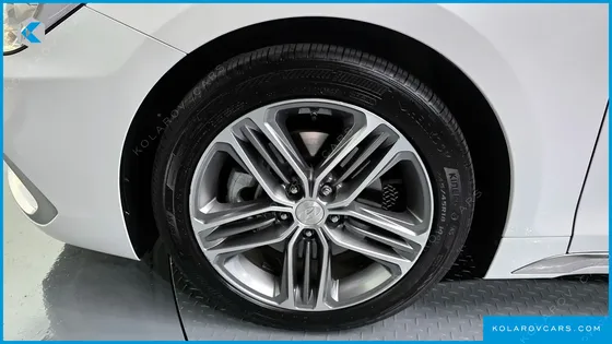 HYUNDAI GRANDEUR 2.4 PREMIUM
