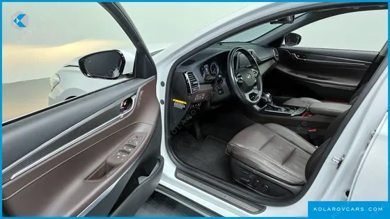 HYUNDAI GRANDEUR 2.4 PREMIUM