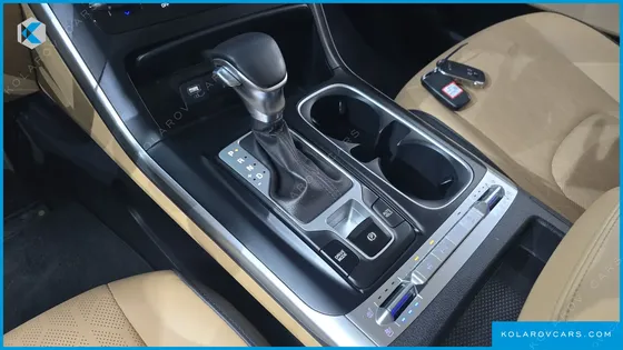 KIA CARNIVAL DIESEL 9-SEATER PRESTIGE