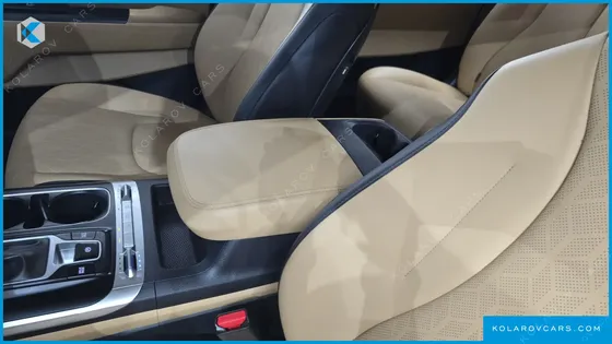 KIA CARNIVAL DIESEL 9-SEATER PRESTIGE