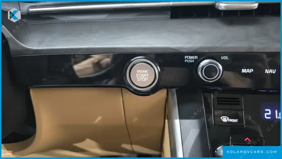 KIA CARNIVAL DIESEL 9-SEATER PRESTIGE