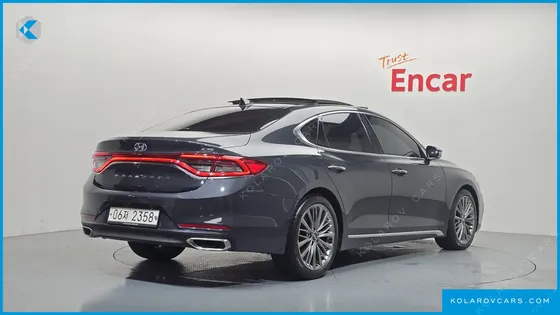 HYUNDAI GRANDEUR 2.2 DIESEL PREMIUM