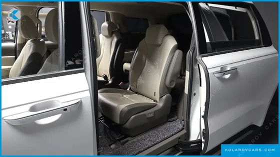 KIA CARNIVAL DIESEL 9-SEATER NOBLESSE
