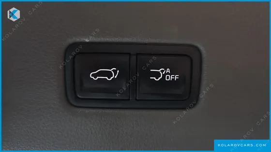 KIA CARNIVAL DIESEL 9-SEATER NOBLESSE