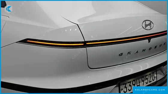 HYUNDAI GRANDEUR 3.5 LPG 2WD (TAXI)