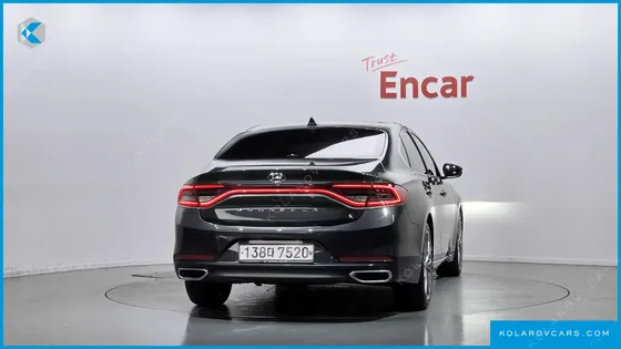 HYUNDAI GRANDEUR 2.4 PREMIUM