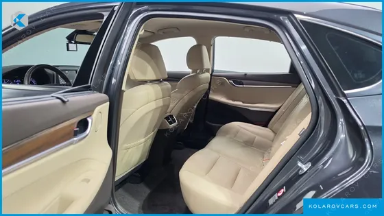 HYUNDAI GRANDEUR 2.4 PREMIUM