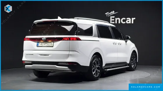 KIA CARNIVAL DIESEL 9-SEATER PRESTIGE