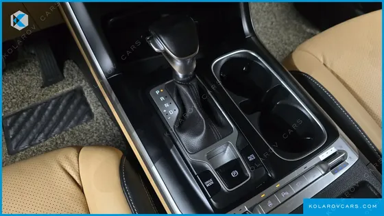 KIA CARNIVAL DIESEL 9-SEATER PRESTIGE