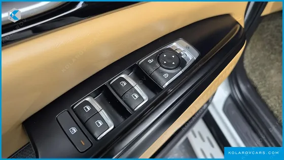 KIA CARNIVAL DIESEL 9-SEATER PRESTIGE