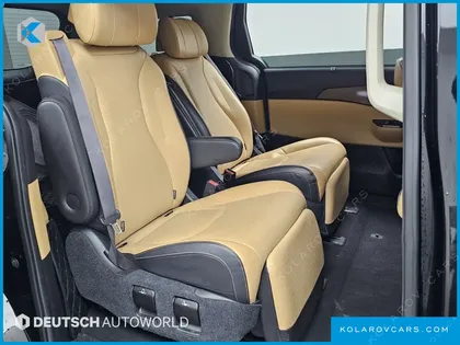 KIA CARNIVAL GASOLINE 7-SEATER SIGNATURE