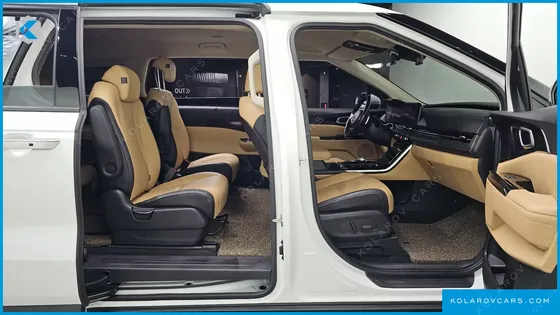 KIA CARNIVAL GASOLINE 9-SEATER SIGNATURE