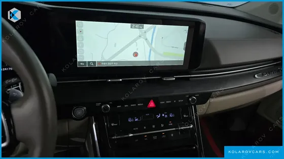 KIA CARNIVAL DIESEL 9-SEATER NOBLESSE
