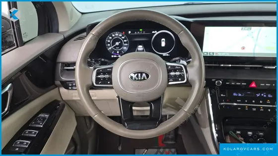 KIA CARNIVAL DIESEL 9-SEATER NOBLESSE