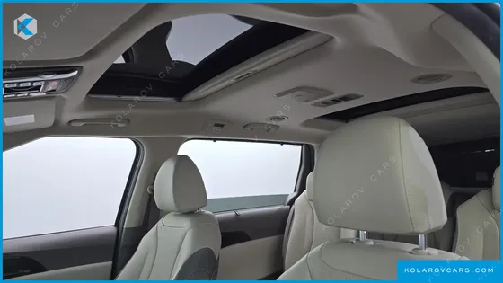 KIA CARNIVAL DIESEL 9-SEATER NOBLESSE