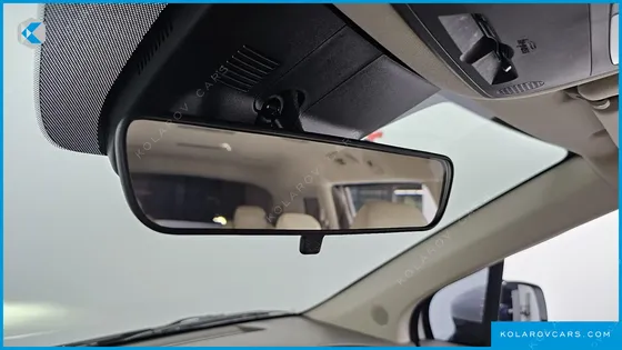 KIA CARNIVAL GASOLINE 9-SEATER PRESTIGE