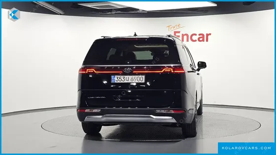 KIA CARNIVAL DIESEL 9-SEATER SIGNATURE