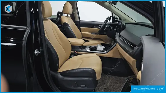 KIA CARNIVAL DIESEL 9-SEATER SIGNATURE