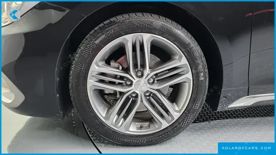 HYUNDAI GRANDEUR 2.4 PREMIUM