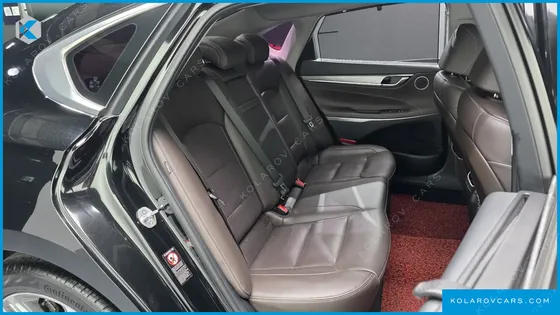 HYUNDAI GRANDEUR 2.4 PREMIUM