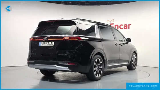 KIA CARNIVAL DIESEL 7-SEATER SIGNATURE
