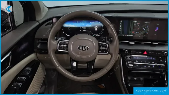 KIA CARNIVAL DIESEL 7-SEATER SIGNATURE