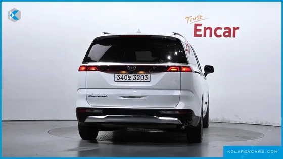 KIA CARNIVAL DIESEL 9-SEATER NOBLESSE