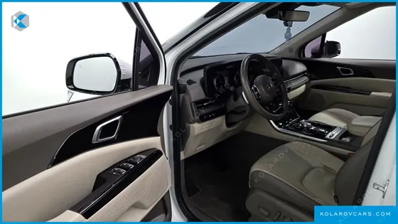 KIA CARNIVAL DIESEL 9-SEATER NOBLESSE