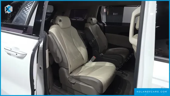KIA CARNIVAL DIESEL 9-SEATER NOBLESSE