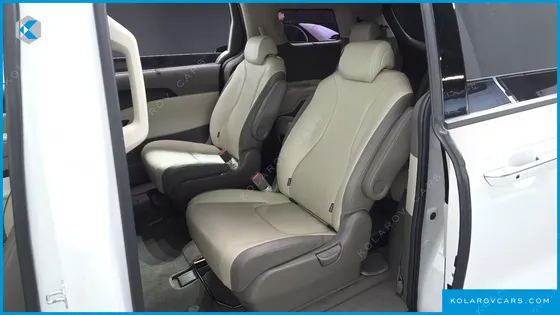 KIA CARNIVAL DIESEL 9-SEATER NOBLESSE