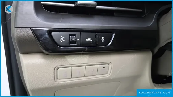 KIA CARNIVAL DIESEL 9-SEATER NOBLESSE