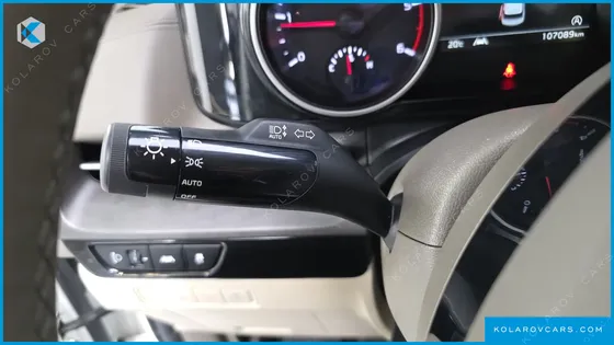 KIA CARNIVAL DIESEL 9-SEATER NOBLESSE