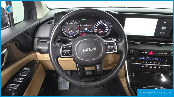 KIA CARNIVAL DIESEL 9-SEATER NOBLESSE
