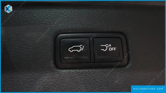 KIA CARNIVAL DIESEL 9-SEATER NOBLESSE