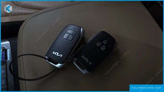 KIA CARNIVAL DIESEL 9-SEATER NOBLESSE